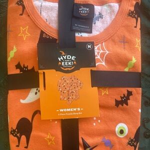 Hyde & EEK! Boutique Women's Halloween Orange Pajama Set